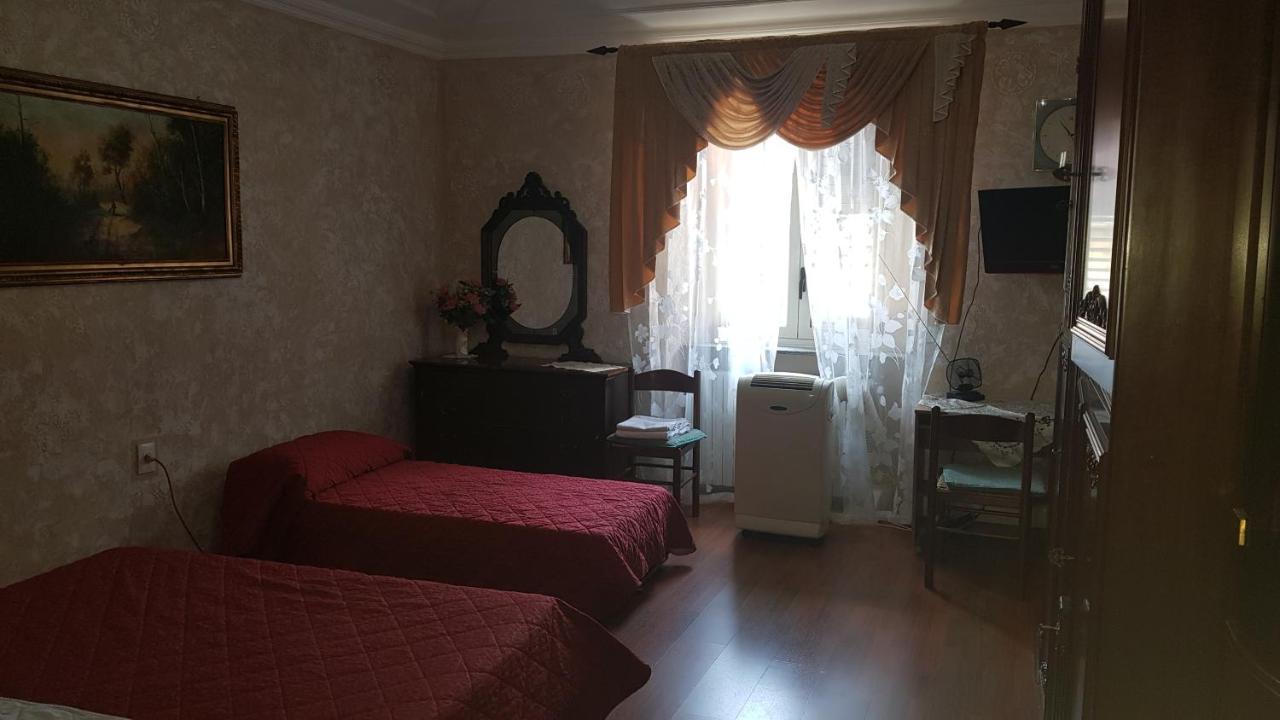 Bilocale Comodo A Tutti I Servizi. Aurora * Turin