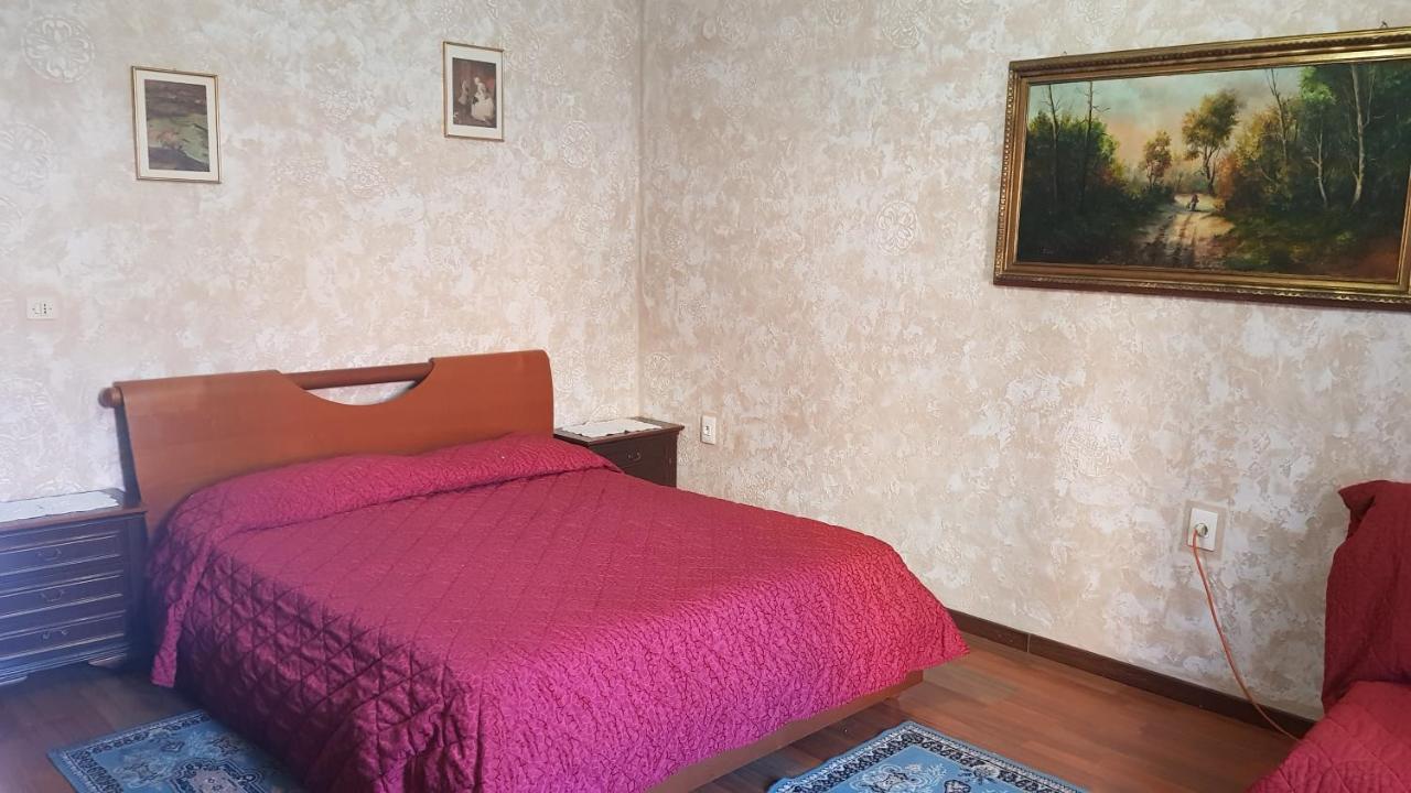Bilocale Comodo A Tutti I Servizi. Aurora *